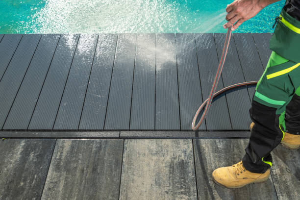 Best Deck Cleaning Services  in Louisburg, NC